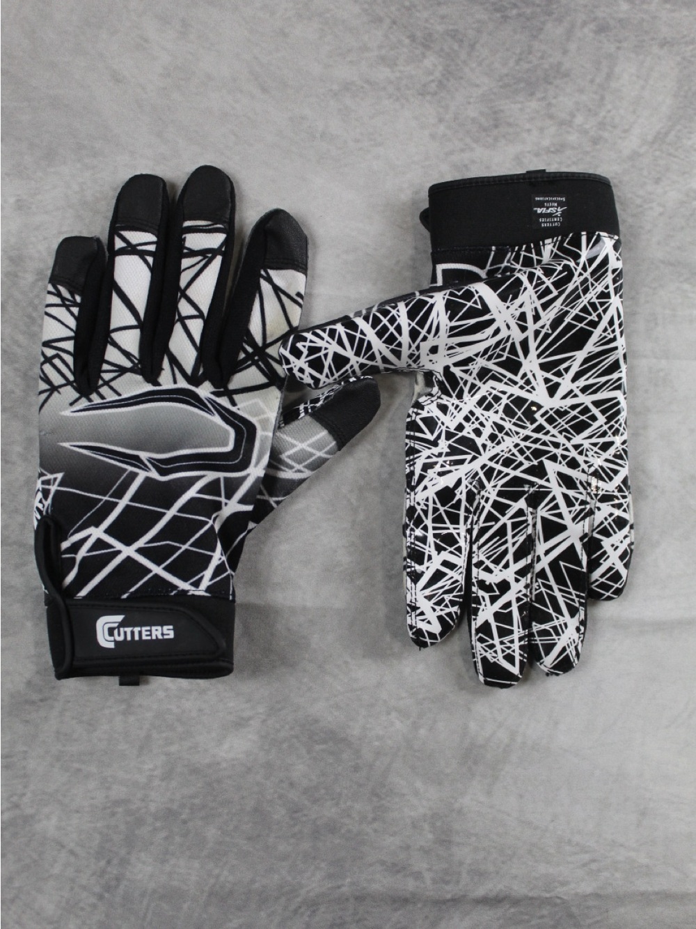 Black & White Men's Grip Football Gloves